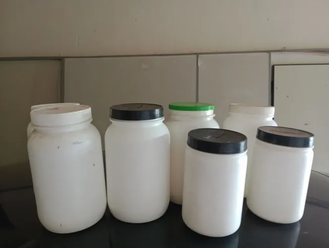 Lote de potes vazios pra artesanato 