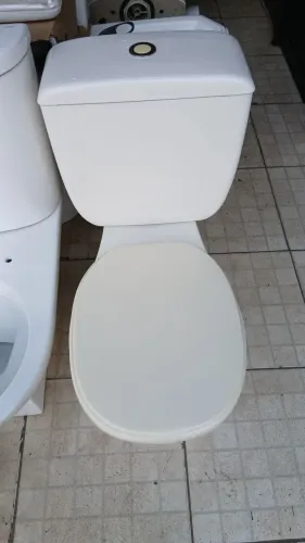 Vaso Acoplado com assento Celite Creme Saída Horizontal