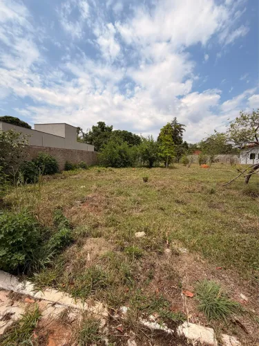 Vendo excelente lote no Altiplano Leste.