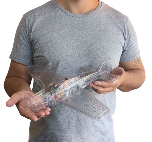 SDCC 75° ANIVERSÁRIO Mulher Maravilha com Jato comic-con