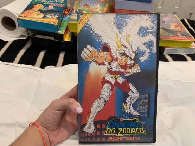fita vhs os cavaleiros do zodíaco saint seiya