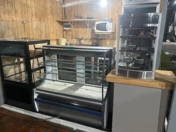 VENDO CONTÊINER CANTINA COMPLETA - Pronto para trabalhar!