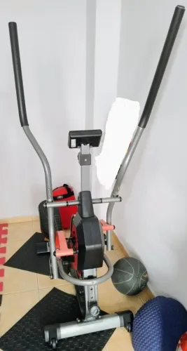 Elíptico pouco usado - Ótimo estado! Double Action Polishop sem impactos!