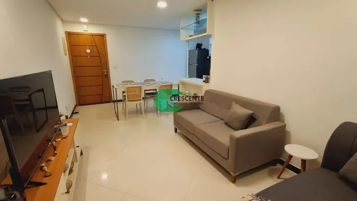 Apartamento de baixo condomínio para venda na V. Gilda, Santo André.