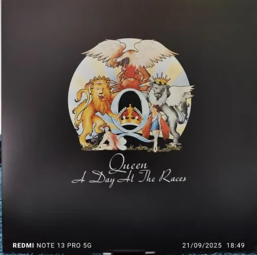LP QUEEN - A Day at the Races - NOVO 180 gr Capa Gatefold - Importado