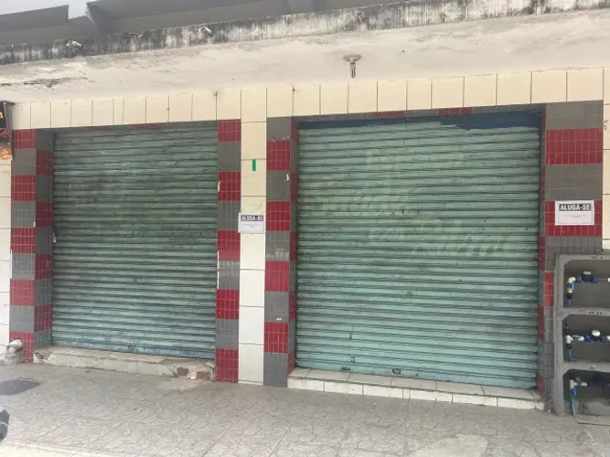 Loja comercial no bairro Santa Cruz .