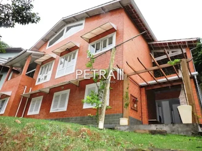 Condominio Parque Das Artes 4 Quartos, 1 Suite, 4 Vagas, Embu