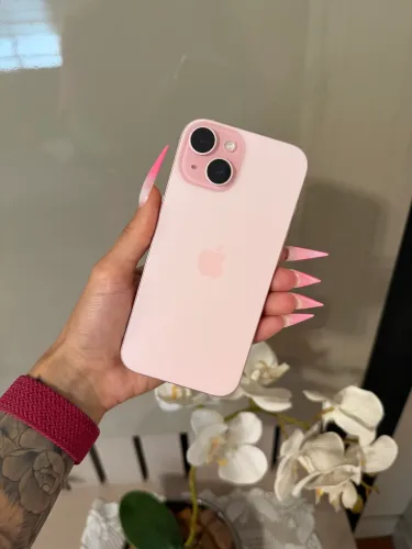 iPhone 15 128gb Pink