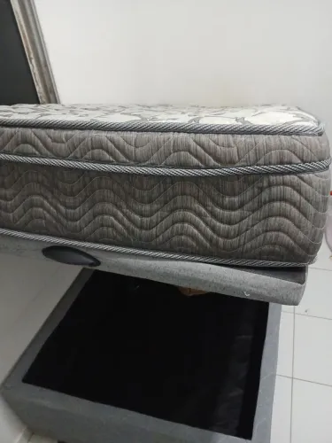 Base baú solteiro + colchão de brinde