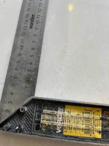 Esquadro ferro Vonder