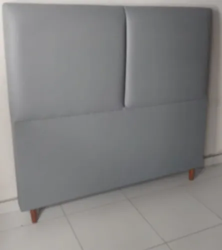 Cabeceira casal em painel cinza 1.40