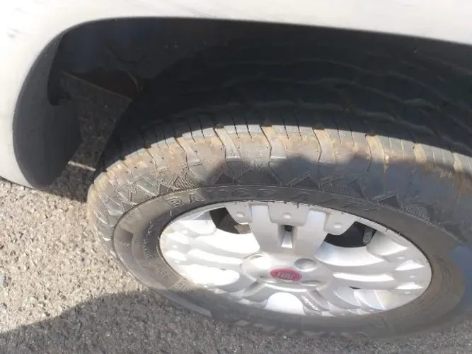 Fiat Strada Adventure1.8/ 1.8 Locker Flex CD 2010