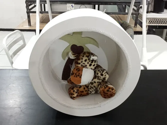 Nicho Decoração de Parede com Pelúcia em MDP