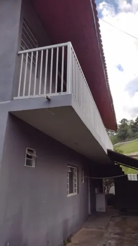 Duas Casas, Terreno de 1.000m², Próximas ao Trevo de Delfim Moreira/MG