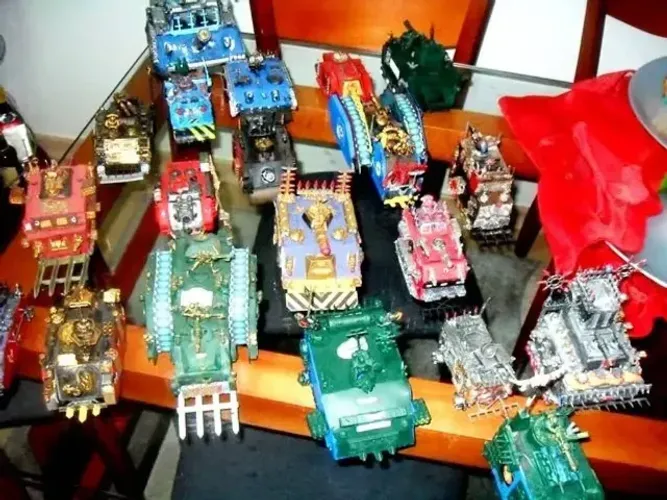 venda de varios tanks warhammer