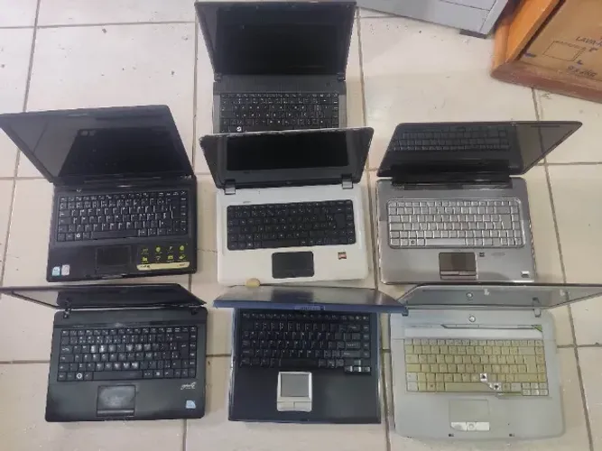 ler descricao lote 07 notebook todos danificados