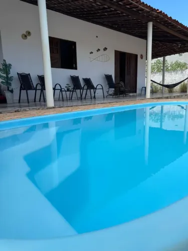 CASA COM PISCINA EM LAGOA DO PAU 