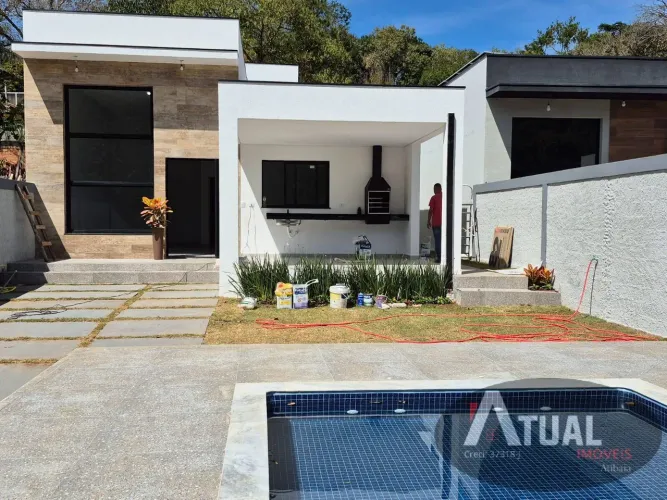 LINDA CASA A VENDA EM TERRA PRETA MAIRIPORA A 6 KM DA FERNAO DIAS.