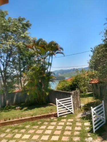Chácara de 2.000 m² , Com Vista Para a Represa em  Piracaia