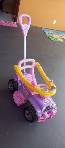 Andador Infantil Jeep Rosa e Roxo