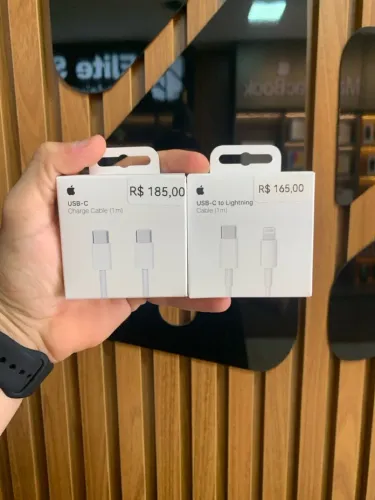 Cabos Apple USB-C e USB-C para Lightning Originais