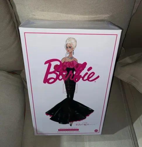Barbie Signature Silkstone Fashion Model Collection Doll #2