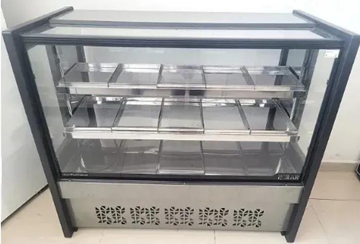 VITRINE ESTUFA 1.25M MARCA POLAR NOVO