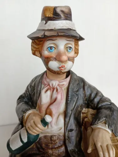 Boneco bêbado ( leia a descrição)