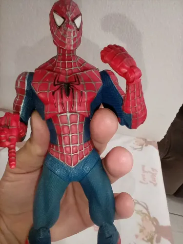 Action Figure Homem Aranha - Colecionável Hasbro