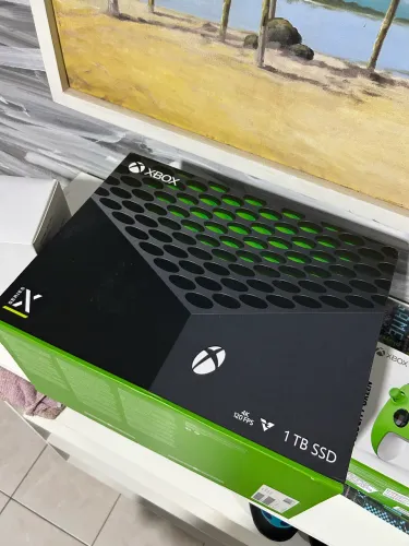 Xbox Series X - 1TB impecável (Caixa e Nota fiscal)
