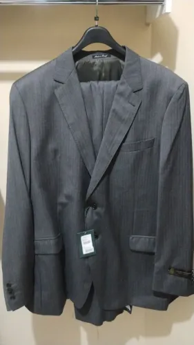 Terno Brooksfield novo