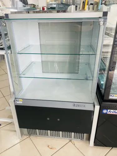 MB Vitrine Seca 75cm Gelopar