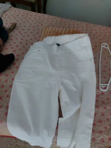 Calça feminina jeans