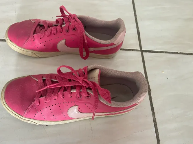 Tennis Feminino nike 36