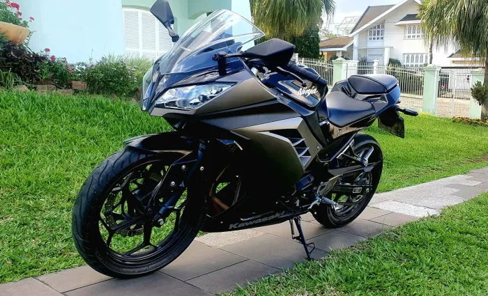 Motos Kawasaki Ninja 300 no Brasil