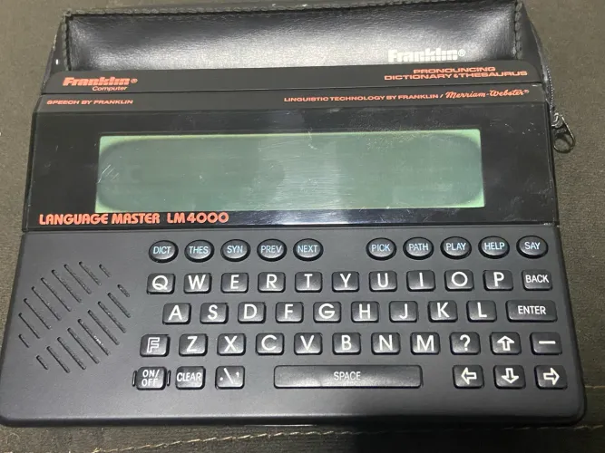 Aparelho traslator tradutor jogo inglês antigo