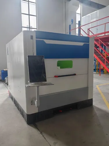 Máquina de Corte a Laser Industrial - 3kw - 3.000w potência - Precisão e Eficiência