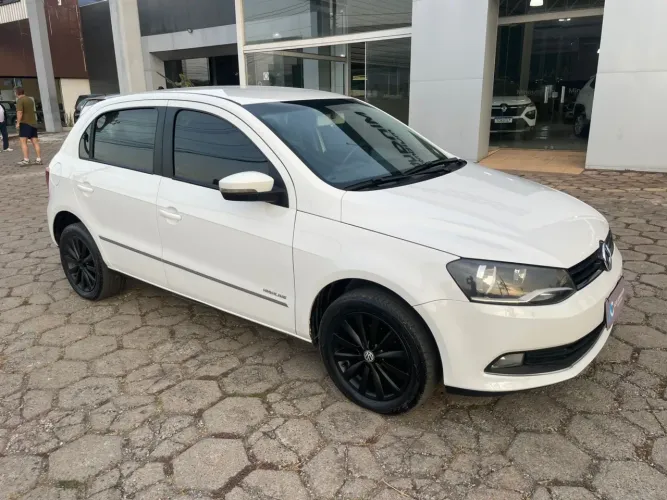 Volkswagen Gol Geração VI Highline 1.6 8V Total Flex Mec. 4P 2014