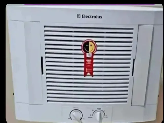 Ar condicionado de janela Electrolux 10.000 btu 110v lavado higienezado Seminovo Econômico