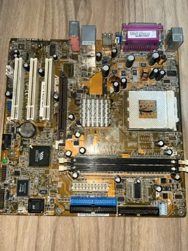 Defeito duas placa mãe asus A7V400-MX