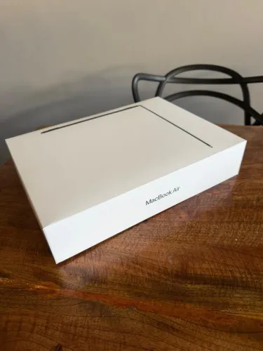 MacBook Air M2 com 16GB RAM + 256GB SSD