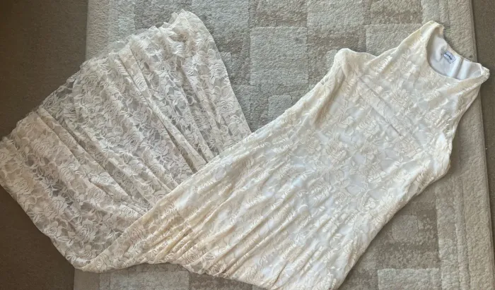 Vestido longo de renda