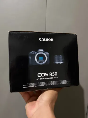 Camera Cânon Eos R50 RF S 18 45mm