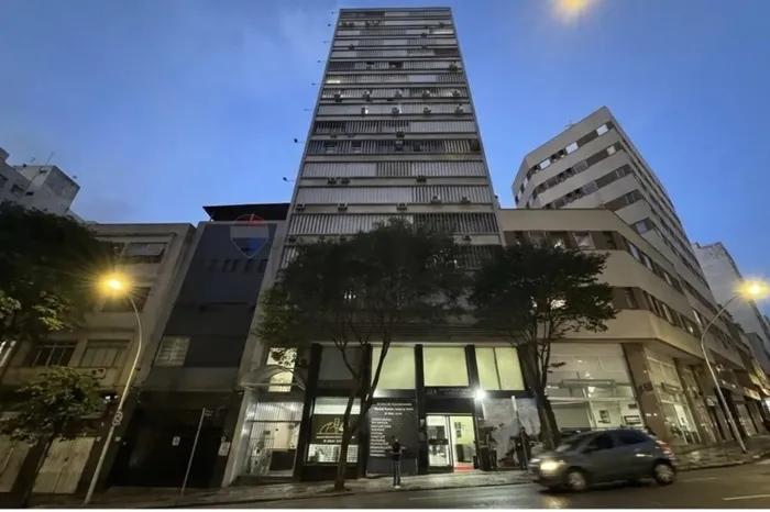 "Oportunidade Comercial no Centro de BH, 30m²"