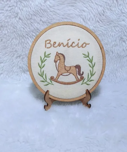 Bastidor personalizado com suporte 