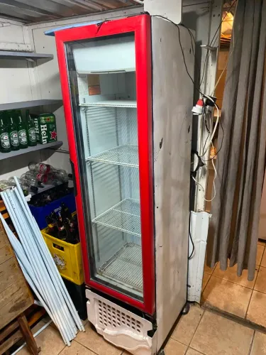 Freezer a venda!