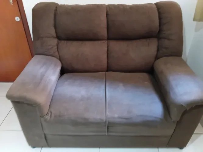 Vendo sofá 2 lugares (1,20m) - Ótimo estado!