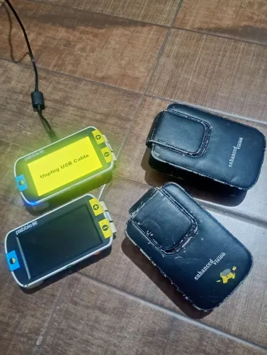 2 Lupa eletrônica Pebble HD 