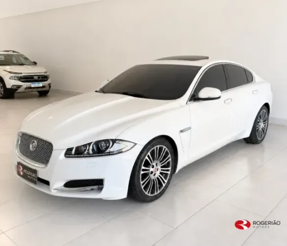 Jaguar XF 2.0 Turbo 16V 240cv Aut. 2014
