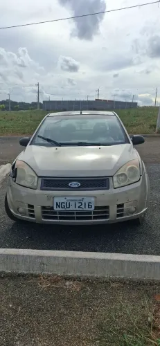 Ford Fiesta Sedan 1.0 8V Flex 4P 2008